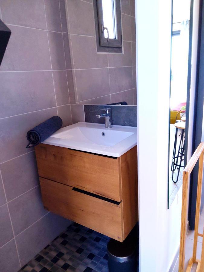 Romytt Suite Saint-Quentin-la-Poterie Exterior foto